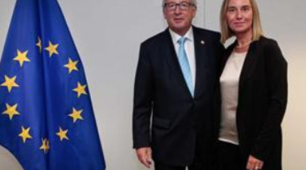 La Commissione Juncker si presenta La Commissione Juncker si presenta