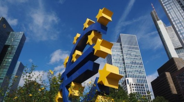 Come la Bce può salvare gli Stati europei Come la Bce può salvare gli Stati europei