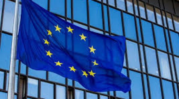 Bilancio dell’UE 2021 – 2027: pacchetto di 1800 miliardi per un’Europa verde, digitale e resiliente Bilancio dell’UE 2021 – 2027: pacchetto di 1800 miliardi per un’Europa verde, digitale e resiliente