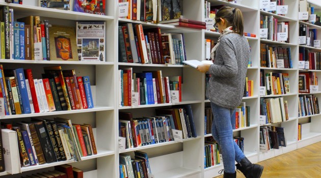 Valorizzare la lettura e la produzione letteraria: opportunità per i giovani del Lazio Valorizzare la lettura e la produzione letteraria: opportunità per i giovani del Lazio