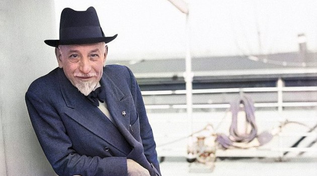 Pirandello a Napoli è sempre motivo di ricordi di collaborazioni artistiche e profonde riflessioni. Pirandello a Napoli è sempre motivo di ricordi di collaborazioni artistiche e profonde riflessioni.