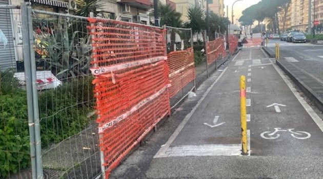 Per Natale in regalo marciapiedi inutilizzabili Per Natale in regalo marciapiedi inutilizzabili